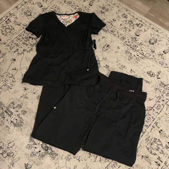 black koi scrub set